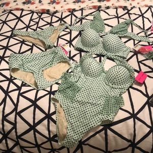 Brand New Betsey Johnson swim set 5 pieces!